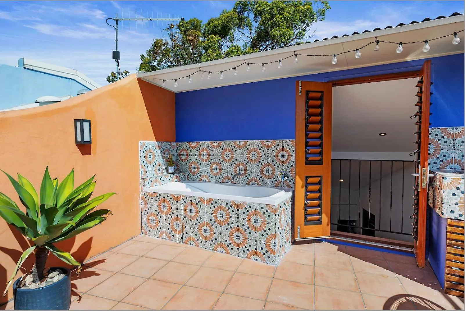 Noosa Private Sanctuary, Walking Distance To Beach 0*, Noosa Heads Australien