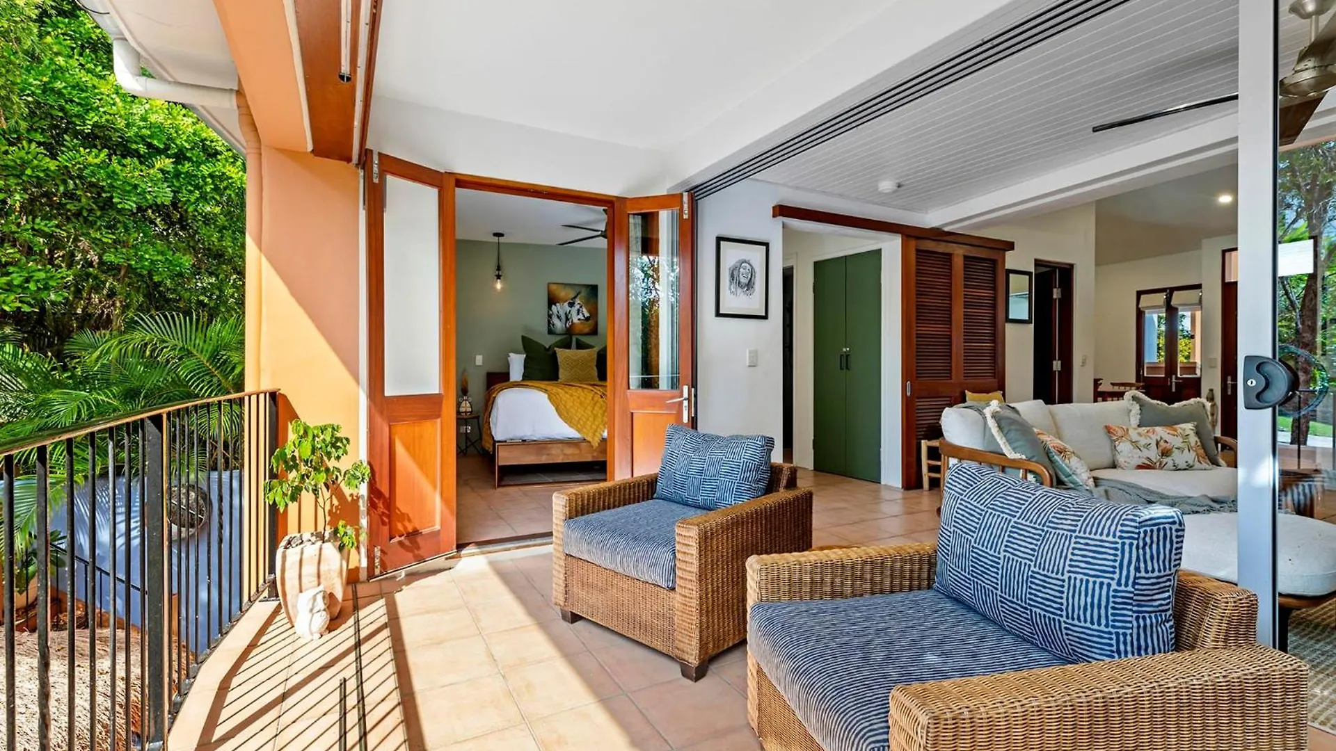Noosa Private Sanctuary, Walking Distance To Beach 0*, Noosa Heads Ausztrália